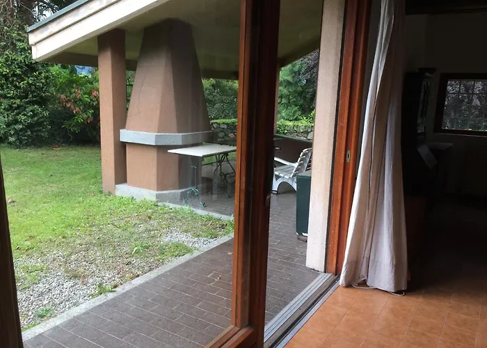 Parco Hermitage - Vila Camelia Апартаменты