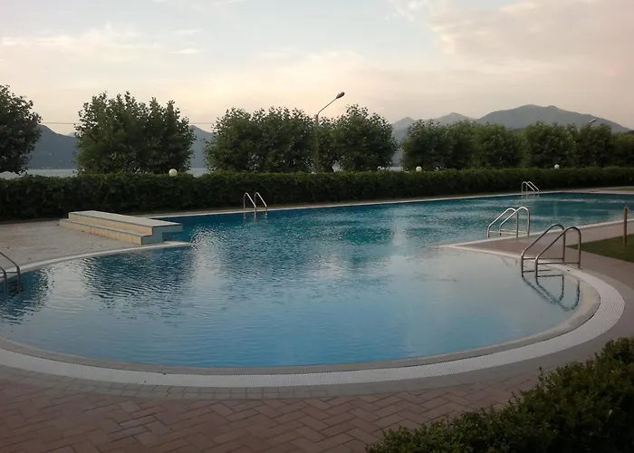 Appartement Parco Hermitage - Vila Camelia Porto Valtravaglia